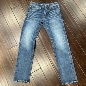 American Eagle men’s jeans